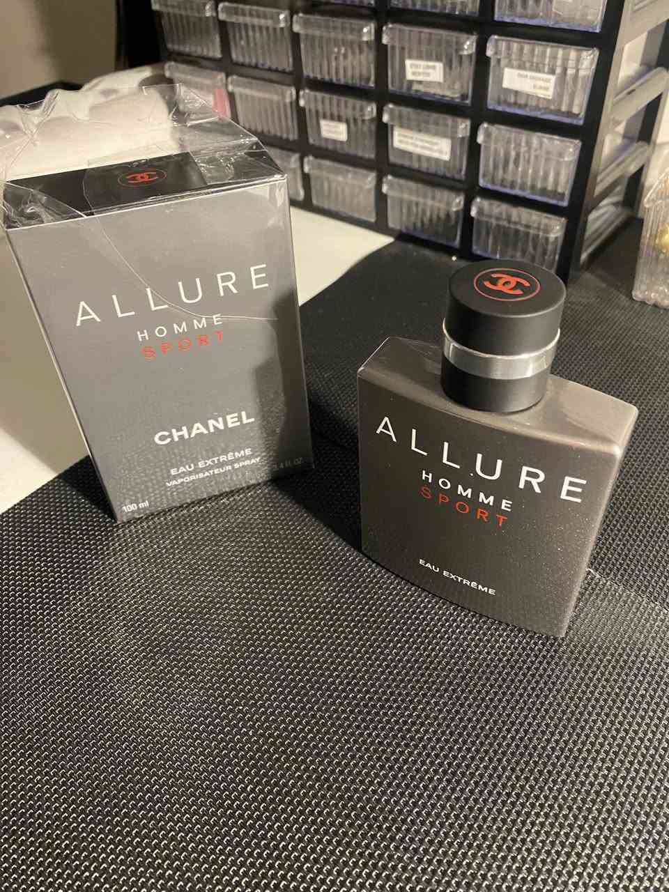 عطر شانيل الور هوم سبورت او اكستريم مستخدم مثل مواضح مع العلبة بلسلفون مصدر موثوق 

السعر 75$
للاستفسار والحجز على الخاص🌷

يوجد توصيل


**إذا كنت صاحب هذا الإعلان وتريد حذفه لأي سبب، رجاءا أرسل رسالة إلى الدعم الفني**