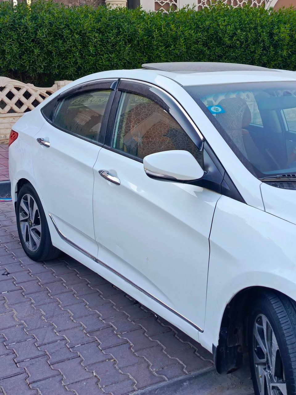 اكسنت موديل 
سياره مكفوله بيهه فقط الجاملغ الامامي بارد صغيره خليجي السياره بسمي سنويه جديده محرك 1600 دبل قطره  تخم تاير صدر جديد تبريد ثلج سياره جاهزه ع اخر حبايه مكاني المدائن  السعر.112 بيها مجال 

الرقم ***********
