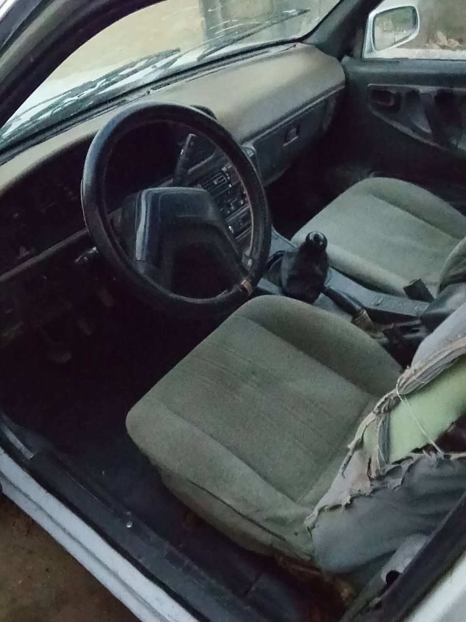 السلام عليكم سياره برنس للبيع موديل 96 تحويل مباشر راعيها يمي سياره حلوه نظيفه كلش حلوه السياره امانه الله شادلها مكينه حاويه فاتح بيها هويه اريد احولها بس عوزت فلوس واريد ابيعه رايها حاصلني على تحويل مكان واسط رقمها واسط بالسعر 25 وبيها مجال هذا رقم تلفوني ما اتواجد على الفيس***********
