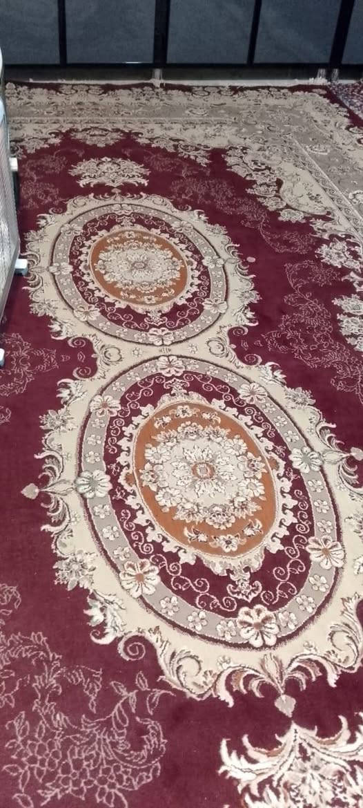 غراض للبيع العنوان كوفه الزوالي الرصاصي قياس 3فى5 كليم ايراني استعمال قليل جدا سعر الوحده 100 الجوزي 3في4 حرير تركي جدد الكاشان قياس 3فى5 سعر 60 التانكي 50 كراسي 30مال أطفال شراي تفظل خاص *********** بي واتساب
