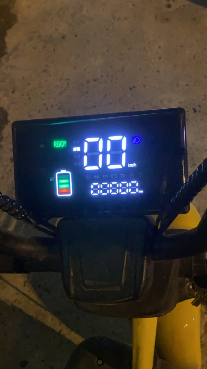 دراجه شحن للبيع
حساس بريك لايتات اشاير كلشي شغال مابيها اي نقص في جديده ومامستخدمه هواي بطاريات جديده 300 وبيها مجال بسيط


**إذا كنت صاحب هذا الإعلان وتريد حذفه لأي سبب، رجاءا أرسل رسالة إلى الدعم الفني**