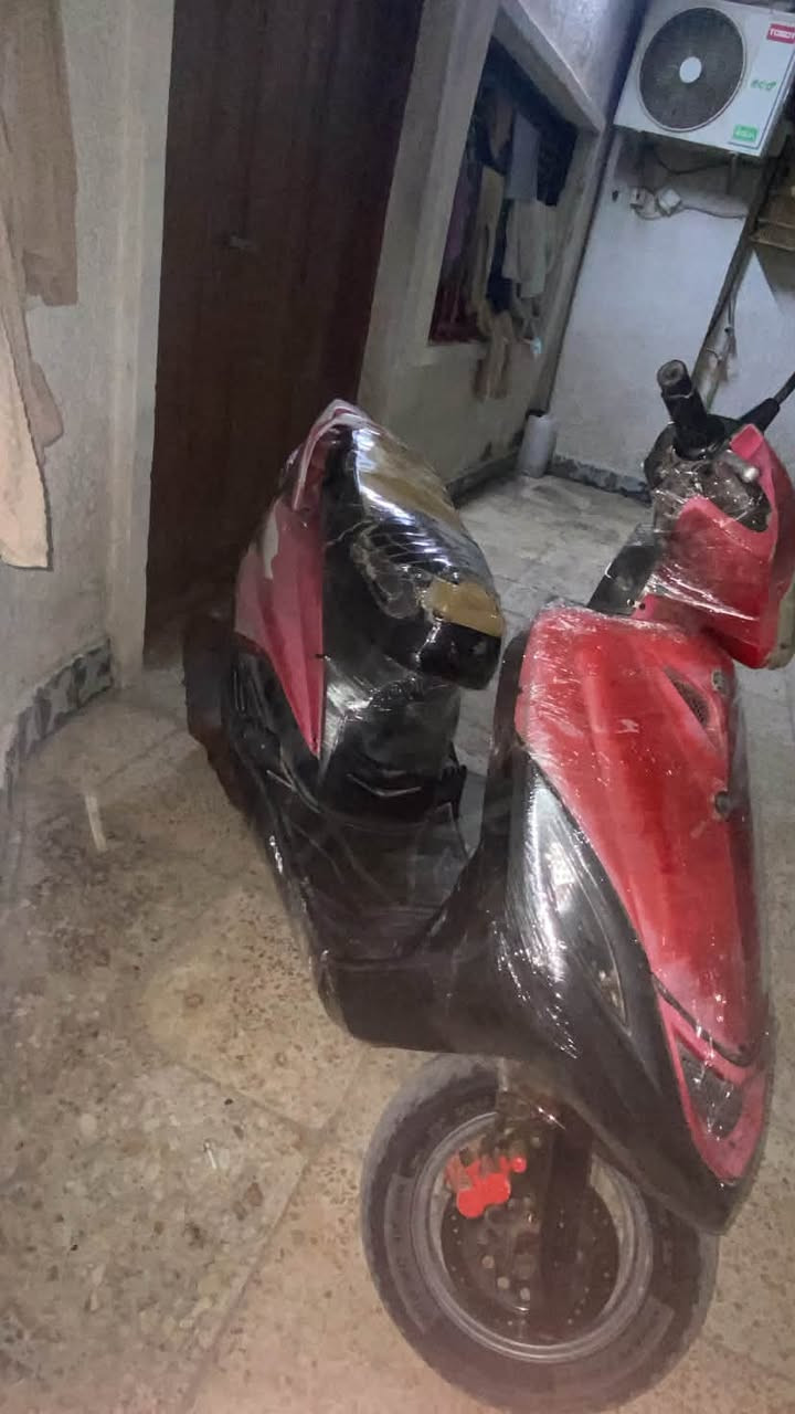 ماكس ١٤٠ نضيفه سلف هندر لايتات هورن كلشي شغال
شلعه ومعدل شرط لا خمده لا عته لا نضوح لا شي 
لسعر ٣٢٥ وبيها مجال 
المكان بغداد الدوره 
***********
