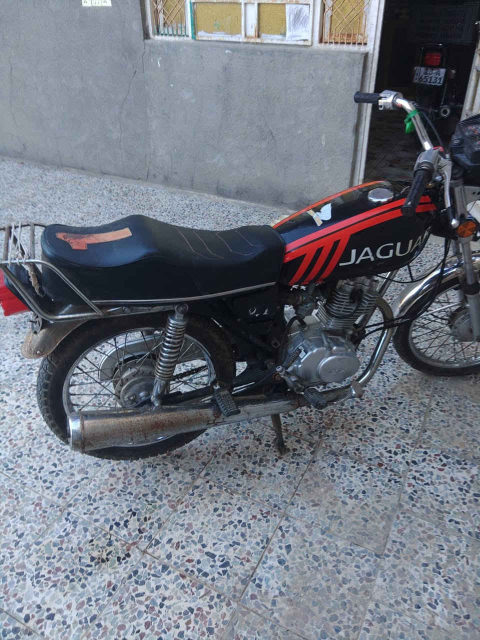 السلام عليكم دراجه يراني نامه 
اللبيع موديل الشاصي 13 والباقي كله جديد 25 اوراق 6 اصولي وكياها روان بنهايت شارع بغداد السعر 850 وبيها مجال ميسان الزيوت رقم
***********
