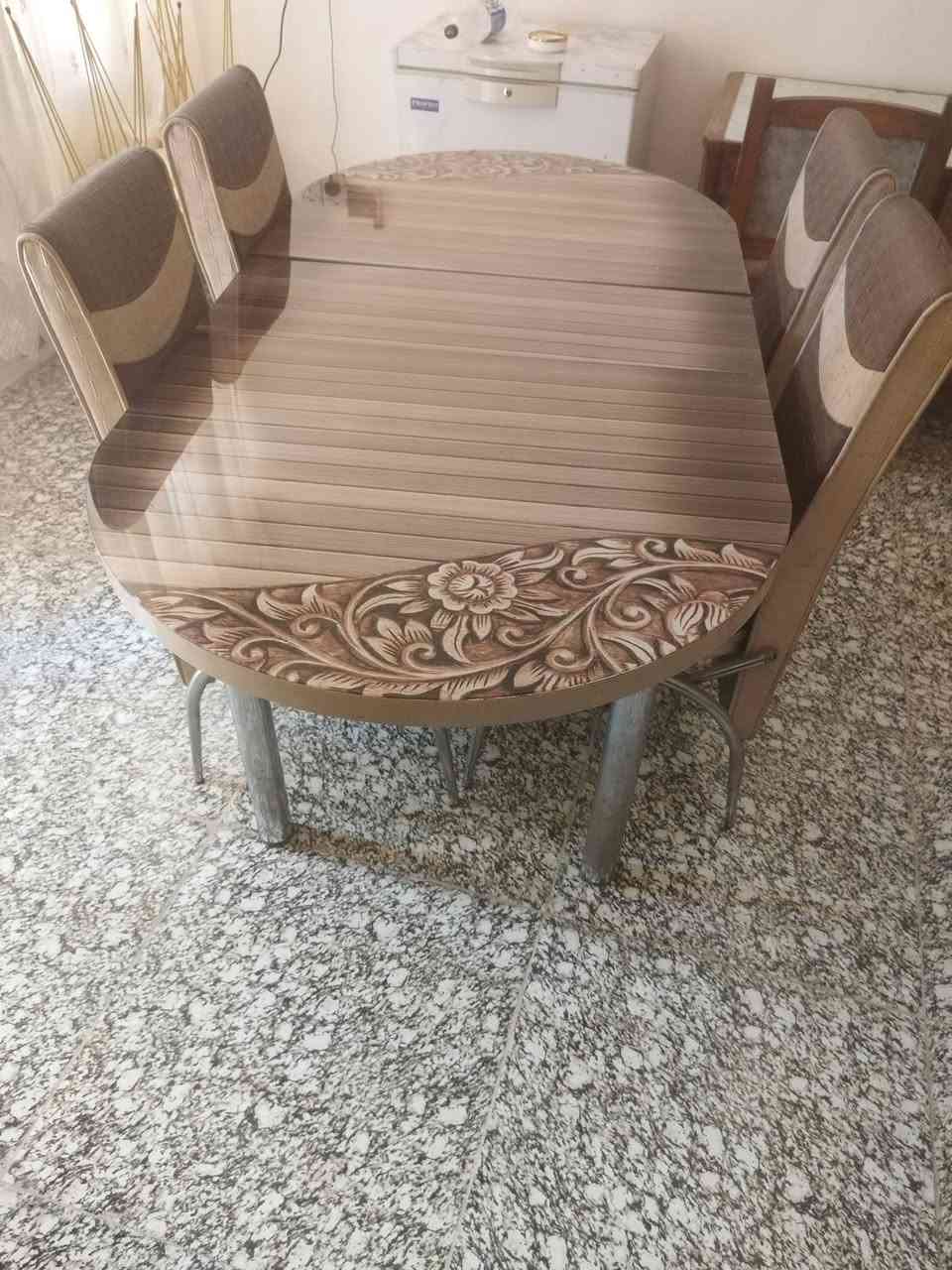 ميز. طعام ٧٥ نهايته
كنتور تركي ١١٠ نهايته
 المكان ابو. غريب موجود توصيل بكروه 
***********
