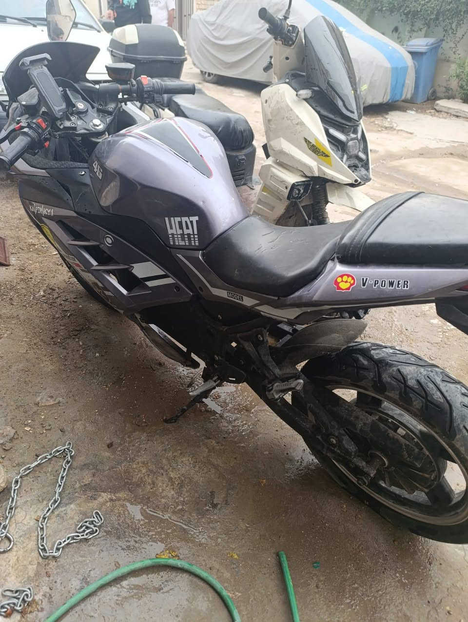 للبيع: دراجة كهربائية شحن بطحة 🔥
بطارية ليثيوم جديدة، عمرها ٣ أشهر ⚡
٧٢ فولت × ٣٠ أمبير، 🚀
ملف ٣٠٠٠ يضمن قيادة سلسة ومريحة
صيانة سهلة وشحن سريع 🔋
السعر مميز… 1850000 دينار و بيها مجال 
رقم التواصل ***********
📸 صور متوفرة
