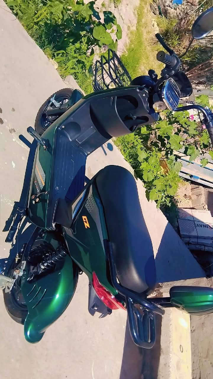 السلام عليكم هاي الدراجه للبيع فول موصفات السعر 350 وبيها مجال العنوان بغداد الدورة البوعيثة بداية سيطره البوعيثة مجمع السلام رقم الهاتف ***********
