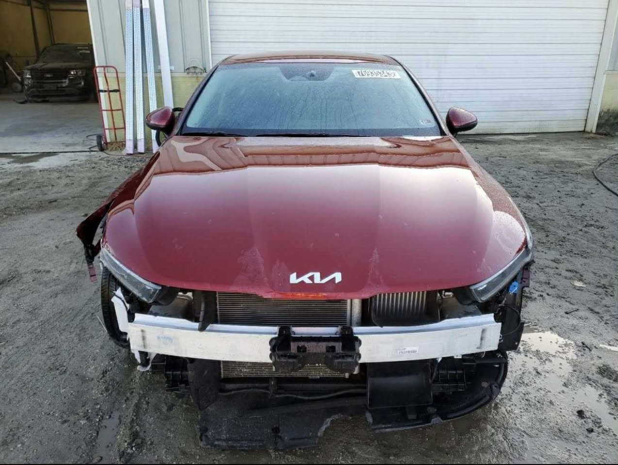 السلام عليكم
k5 2023
محرك 1600 تيربو
وارد أمريكي
ضرر تبديل لايت ايمن ودعاميه فقط
رقم ذي قار معوقين  وكالة عامه
السعر 175 وبيه مجال. 
العنوان ذي قار قضاء الرفاعي
***********
