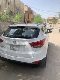 توسان موديل 2016 خليجيه ماشيه 128 سياره مكفوله من الصبغ والفتح والبارد...