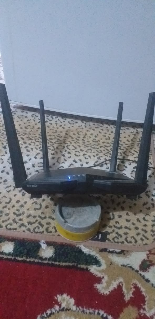 راوتر للبيع قيم واخذ ***********
