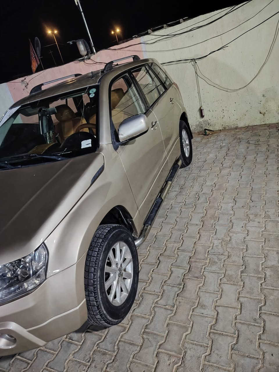 سلام عليكم ساسوكي كراند فيتاره فول فور ويل مكينه 2700 مكينه كير حداديه تخم تاير جاهزه سعرها 78 وبيها مجال وعليها غرامات تكطعهن من سعر مكفوله من صربه بيها صبغ 3 قطع اثر جراد رقم دهوك الماني بسم كردي تحويل او كاله مكان نجف ***********بيع او مراوس
