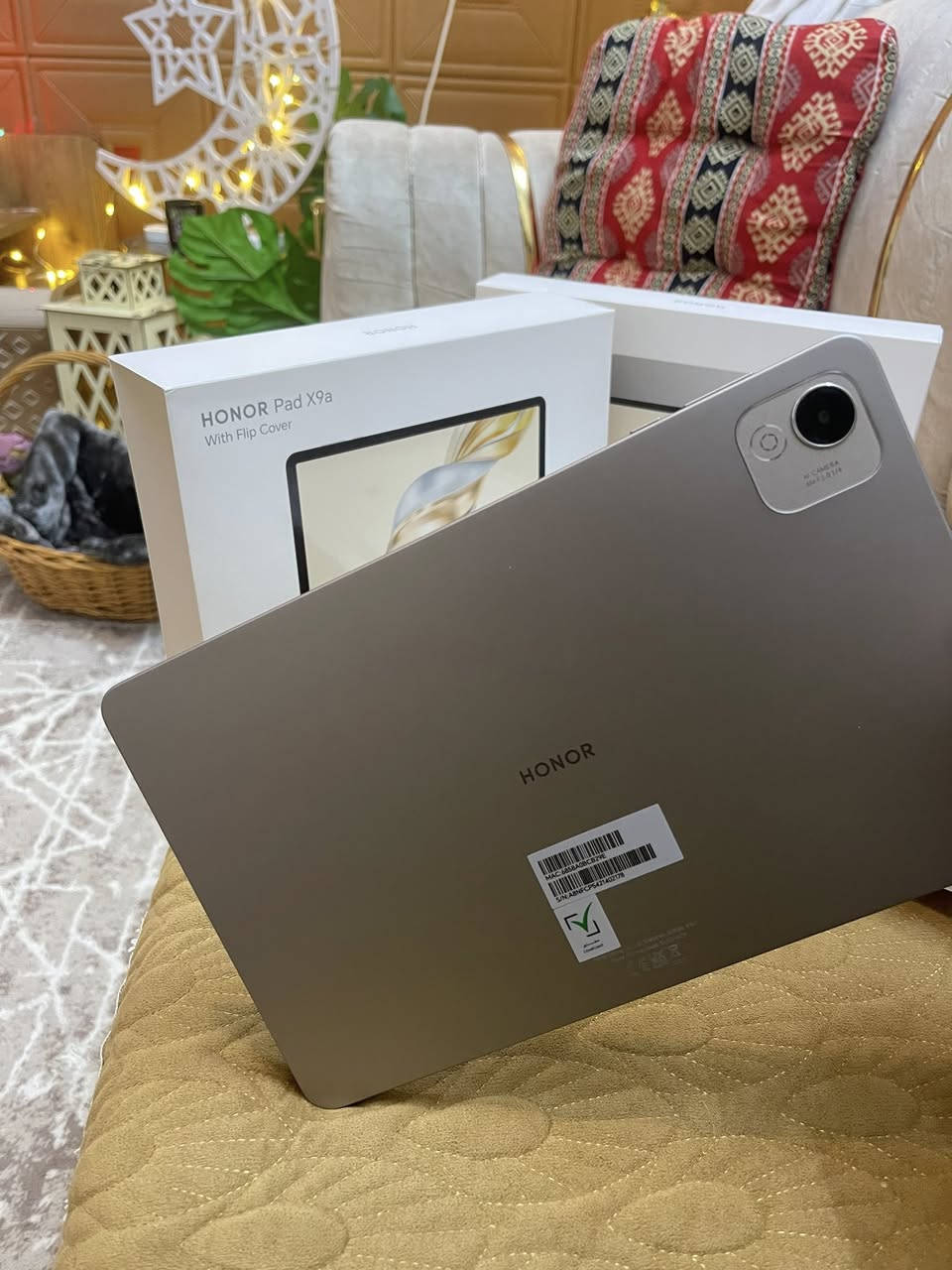 📱 آيباد هونر Pad X9 للبيع (أخو الجديد)

الحالة: الجهاز نظيف جداً ، استخدام شهر واحد فقط.

الملحقات: كاملة مع الكارتون والغلاف الأصلي.

الكفر ويا هديه 

المواصفات المختصرة:

• شاشة كبيرة 11.5 بوصة بدقة عالية (تردد 120Hz).

• نظام صوتي ممتاز (6 سماعات محيطية).

• بطارية ممتازة ودوم فترة طويله 

• يدعم كافة الالعاب وممتاز بالبوبجي وبقيه الالعاب ويفيد للدراسه 

سبب البيع: مااحتاجه .

💰 السعر: 300 ألف ( بي مجال  )

📞 للتواصل: [الشراي يكتب تم اراسله ]


**إذا كنت صاحب هذا الإعلان وتريد حذفه لأي سبب، رجاءا أرسل رسالة إلى الدعم الفني**