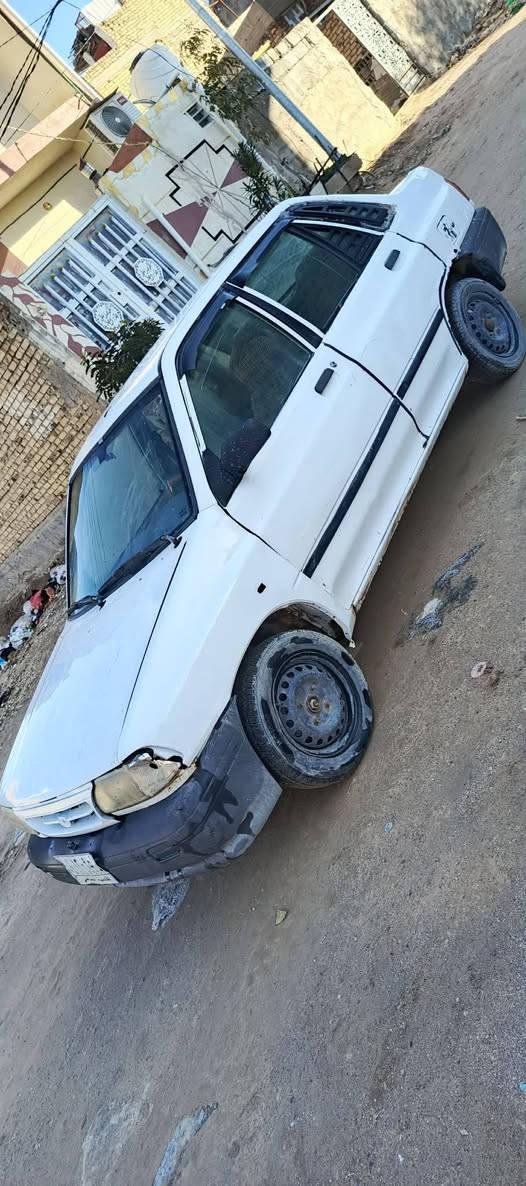 سايبه للبيع مكينه وقير جدا ماكينه وجير مال كيا برايد مقفولات وموديل 2012 سياره خيل منه سياره ما عايزه اي شيء حداديه دوشمه كلها جاهزه سياره مكان نجف سنويه ل 22 السعر 16 ورقه سياره كلها شغاله ***********
