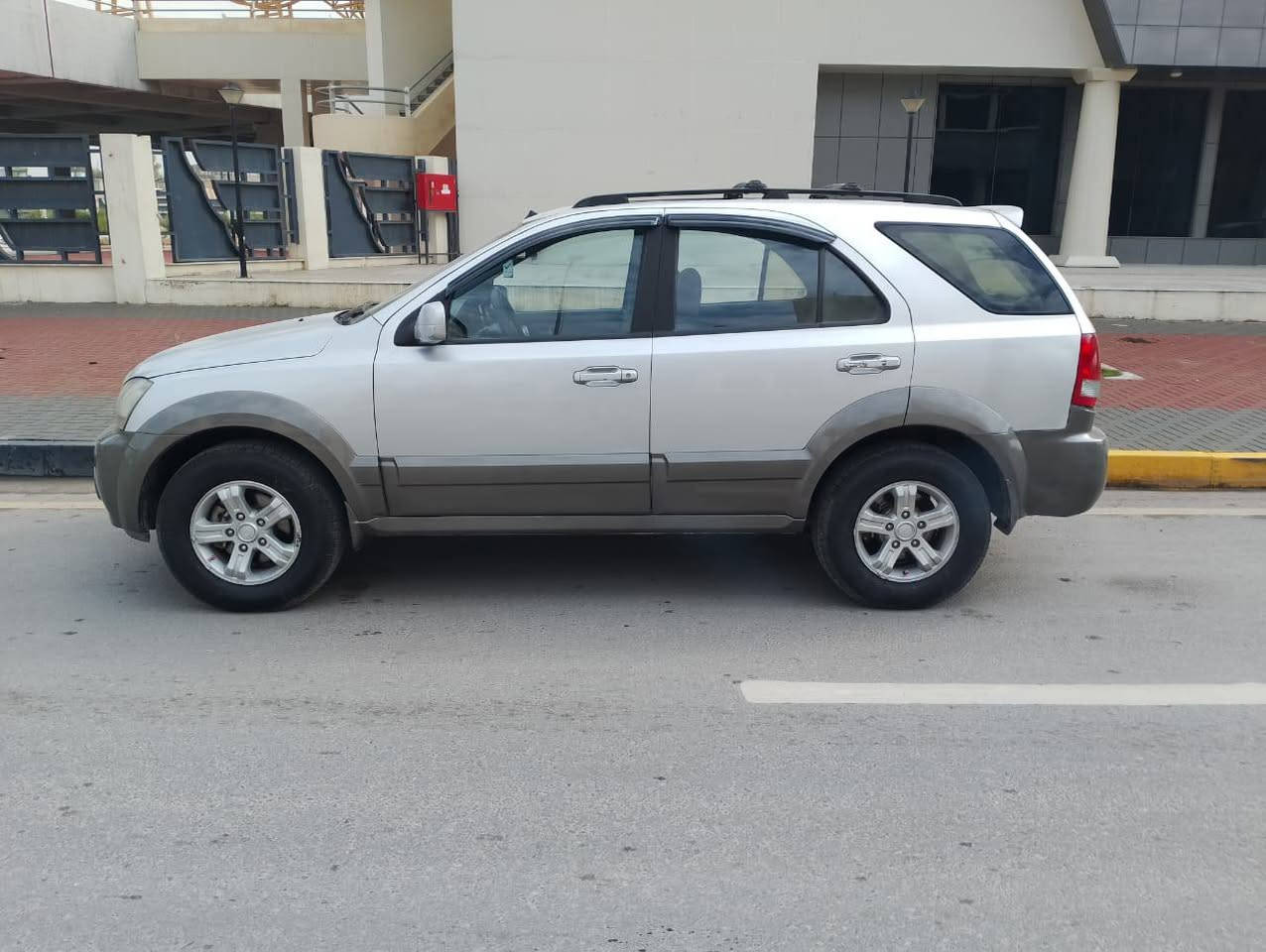 السلام عليكم
للبيع 
سورينتو موديل 2006 
رقم دهوك باسمي شرط التحويل
هزه جديده ورقم جديد 
كوبون سجلت بس بعد ماطلع 
بيها قطع صبغ أبيعك عام بدون دواخل 
محرك 3500 شرط لاصرف لا نفخ 
كير شرط 
تبريد ثلج 
سلايت شغال 
جامات كهرب 
سياره جاهزه ربع ماتصرف عليها 
سعر 85 وبيها مجال 
للاستفسار اتصل خاص ماجاوب غير متواجد 
***********
***********
