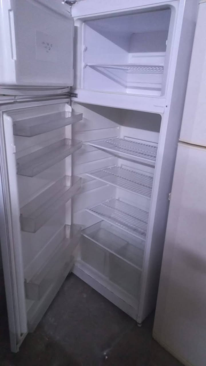 اغراض مستعمله اتصال واتساب*********** *********** للبيع عنوان اربيل بحركه
