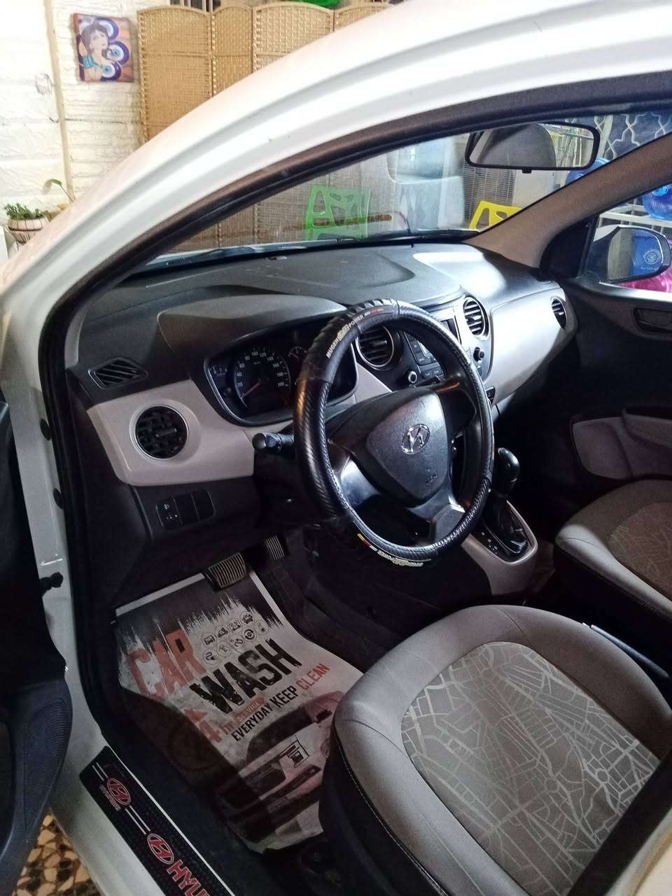 السلام عليكم عندي هونداي i10 موديل 2016 بيها صبغ فقط الدعامية اثر شخوط كير مكينة حدادية مكفولات رقم بغداد ألماني بأسمي تحويل ثاني يوم مكاني بغداد والاتصال بالرقم *********** وبي واتساب

