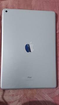 آيباد ٩ • خالي من الخدش • بدون ملحقات