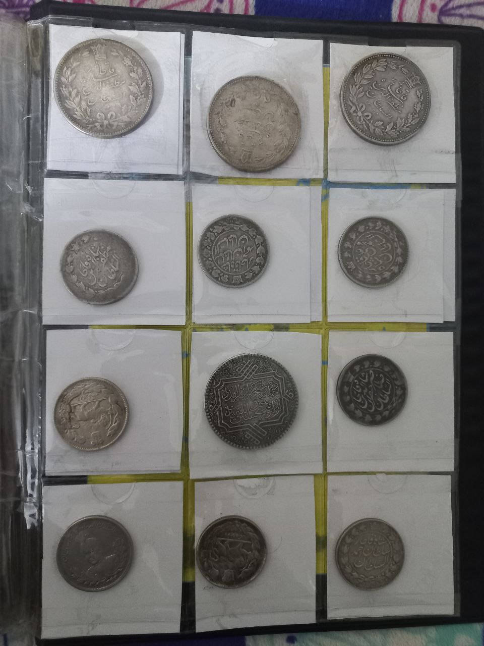 يتوفر البوم عملات معدنية قديمة للبيع . الالبوم يحتوي على صور لعلماء وشخصيات عراقية بارزة . للتواصل خاص .


**إذا كنت صاحب هذا الإعلان وتريد حذفه لأي سبب، رجاءا أرسل رسالة إلى الدعم الفني**