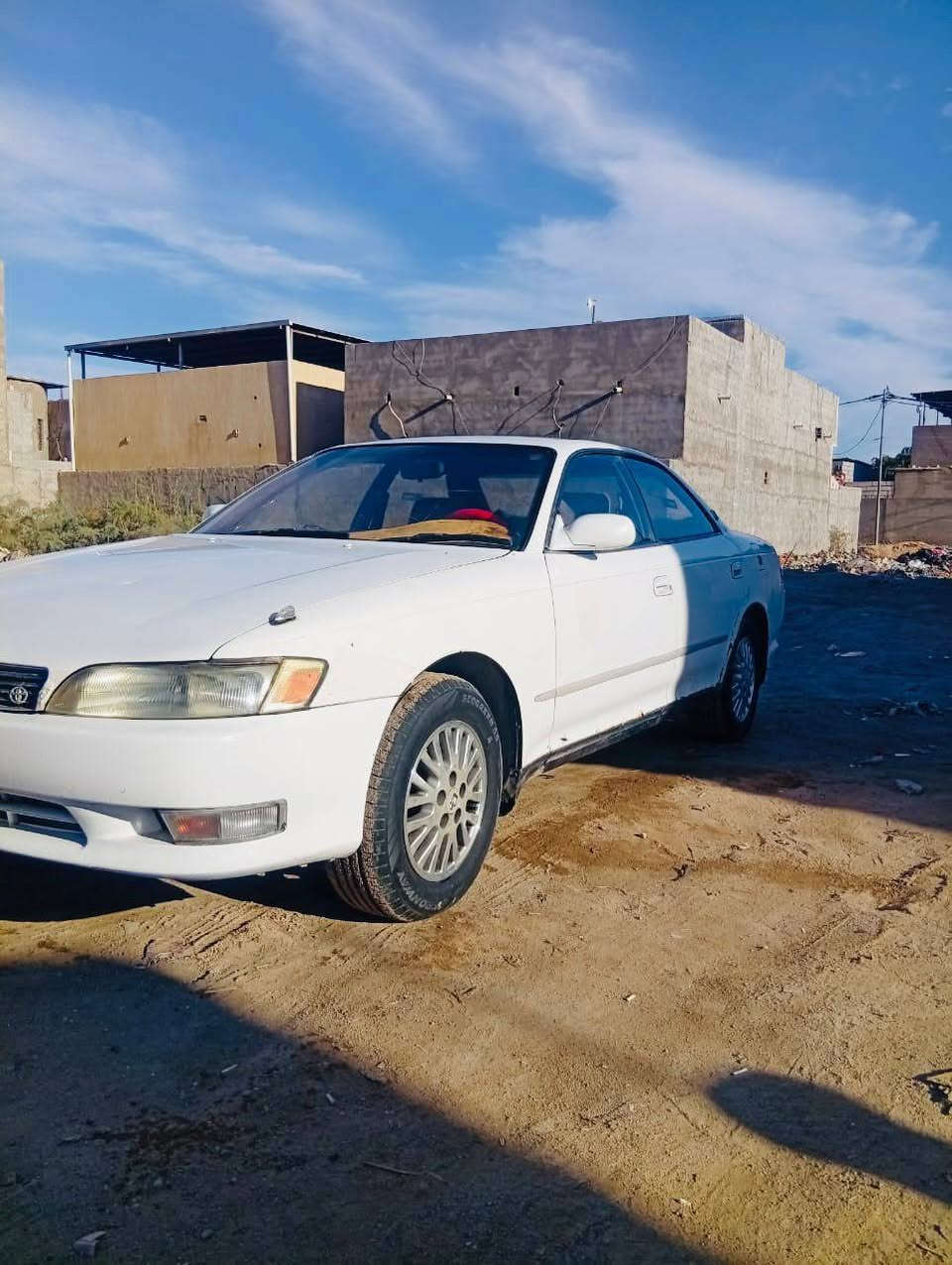 السلام عليكم مارك نفخ 
موديل ٩٤ مكفوله گص وضربة
علماً السيارة نقل جثة فقط 
سيارة نضافه فول 
تبريد حدادة گير مكينه مكفول
تخم تاير  باتري جديد 
ترايك وين ماتريد 
السيارة جاهزة من كلشي 
السيارة متعوب عليهه 
كهربائيات كلها شغاله غرفه نظيفه جديدة
مداور السعر ٤٣ وبيها مجال قليل 
التواصل :***********
