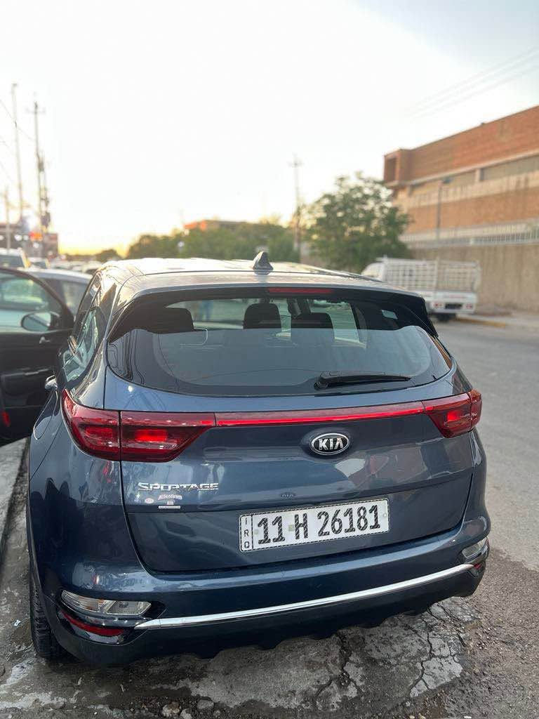 السلام عليكم 
سبورتج 2020
وارد امريكي بنيد صبغ فقط 
محرك 2400 
جاهزه وجديده بدون نقص 
مكانها بغداد *********** بغداد, العراق
