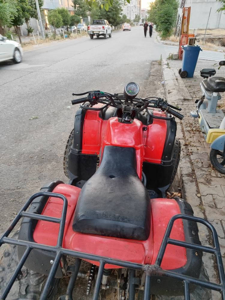 ماتۆڕی چوار تای مەکینە ٢٥٠ ڕیتەر زۆر پاکو بێ مەس رەفە سعری ٦٥٠ دۆلارو مەعامەلە .. *********** بنجوين, السليمانية
