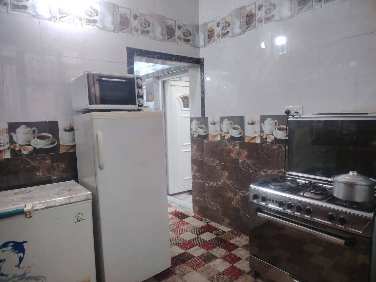 السلام عليكم
مكتب الخبير للعقار والمقاولات

وجود دار مساحه ١٠٠ متر

الموقع //الدوب خلف العمارات

مكونات الدار //استقبال ومطبخ وغرفه نوم وصاله ومجموعة صحيات داخليه وخارجه

السعر ٤٦

للاستفسار مراجعة المكتب مقابل مركز الشباب الدوب

ابوكيان الصكراوي (***********)
