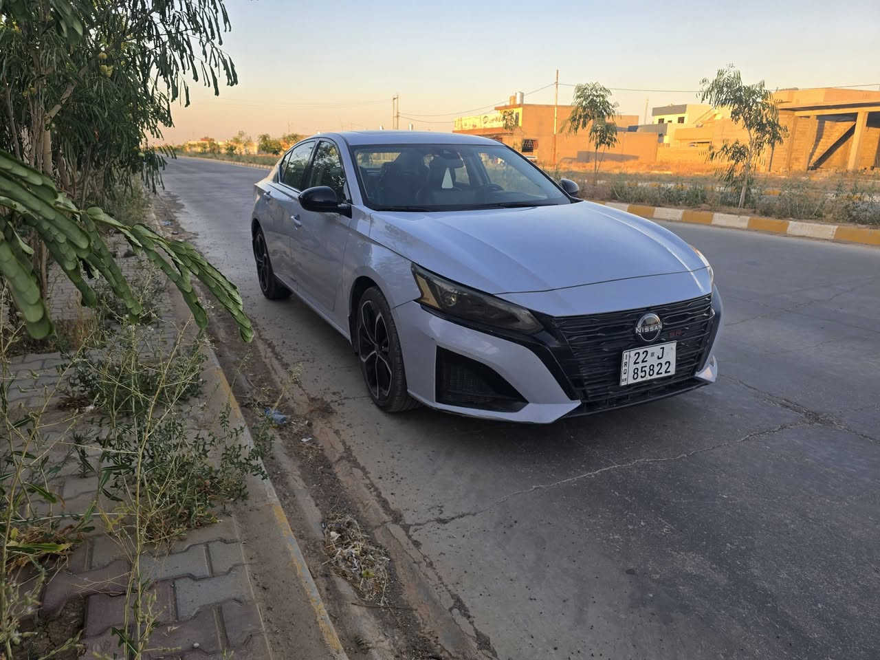 السلام عليكم Altima 2023 SR ويل درايف السياره نضيفه ماشيه ٢٠ الف ماشيه الضرر مالها قطعه وحده الجاملخ الامامي ومبدل بونيد وكاله ورقم الشاصي موجود بلصور 
للاستفسار الاتصال على الرقم  ***********
