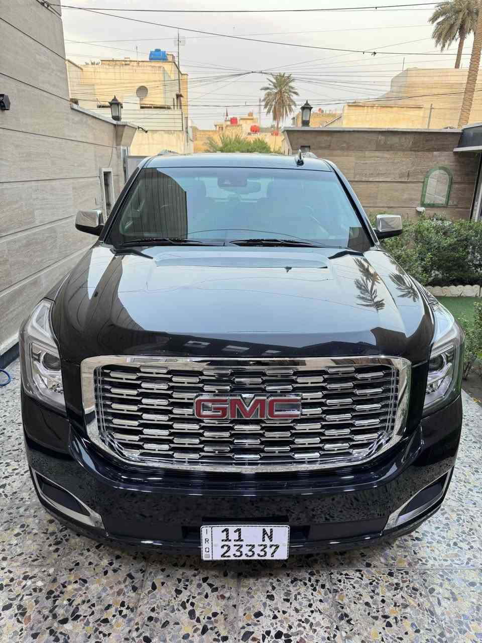 سلام عليكم
يوكن 2018 
وارد امريكي
فئهSLT
بصمه 
تشغيل عن بعد
فتحه سقف
رادار امامي
رادار جانبي
تحديد مسار
تدفئه وتبريد كشنات
تدفئه ستيرن
كشنات جلد
حفض مقاعد
ماشيه 50 الف ميل
رقم بغداد
حادثه جاملغ وبنيد 
بدون ايرباك
السعر 35.500 وبيه مجال
رقم الهاتف:***********
متواجد واتساب
