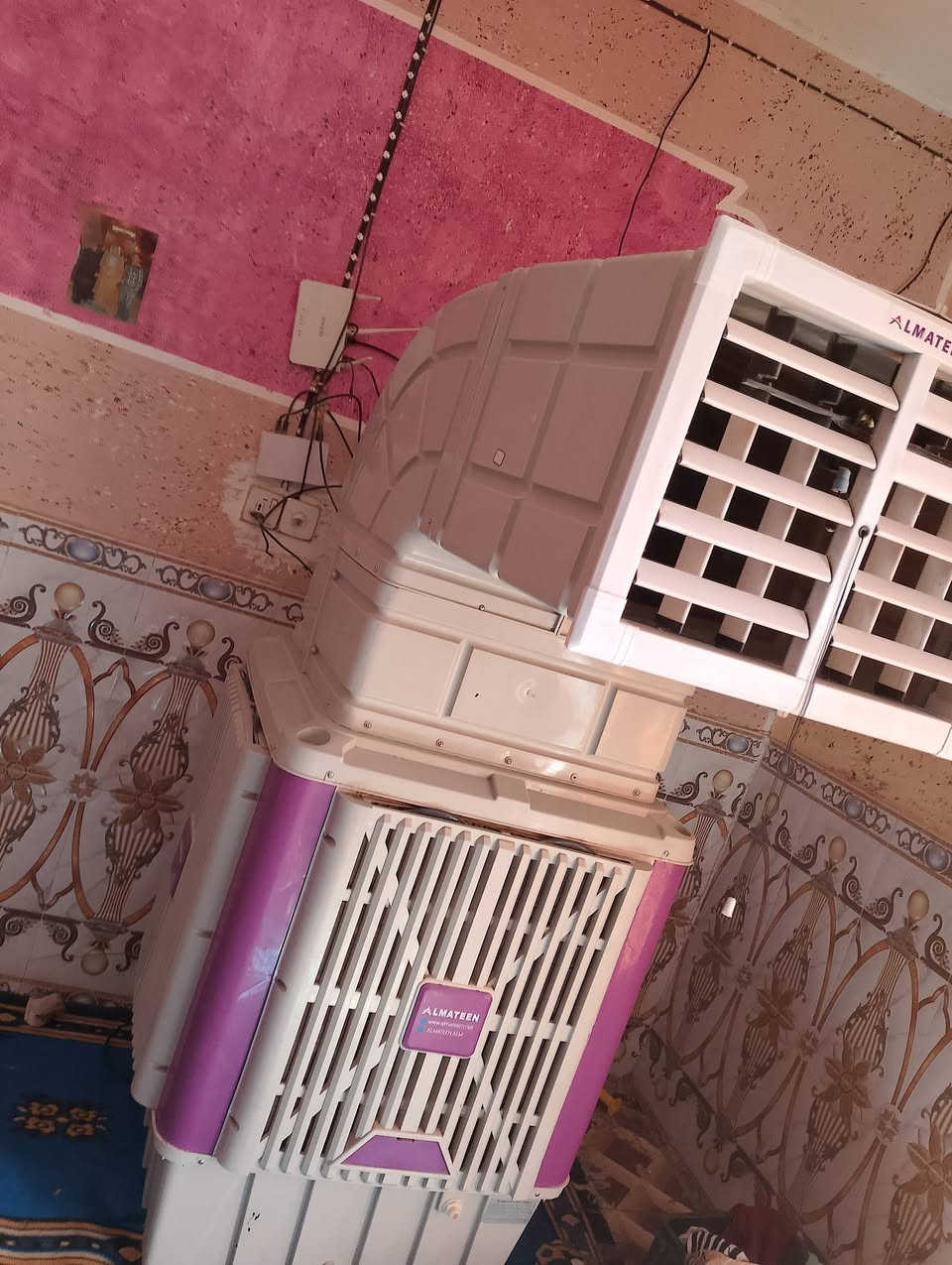 سلام عليكم مبرده لبيع مستعمله شي، قليل سعر٣٠٠ العنوان ديوانيه***********
