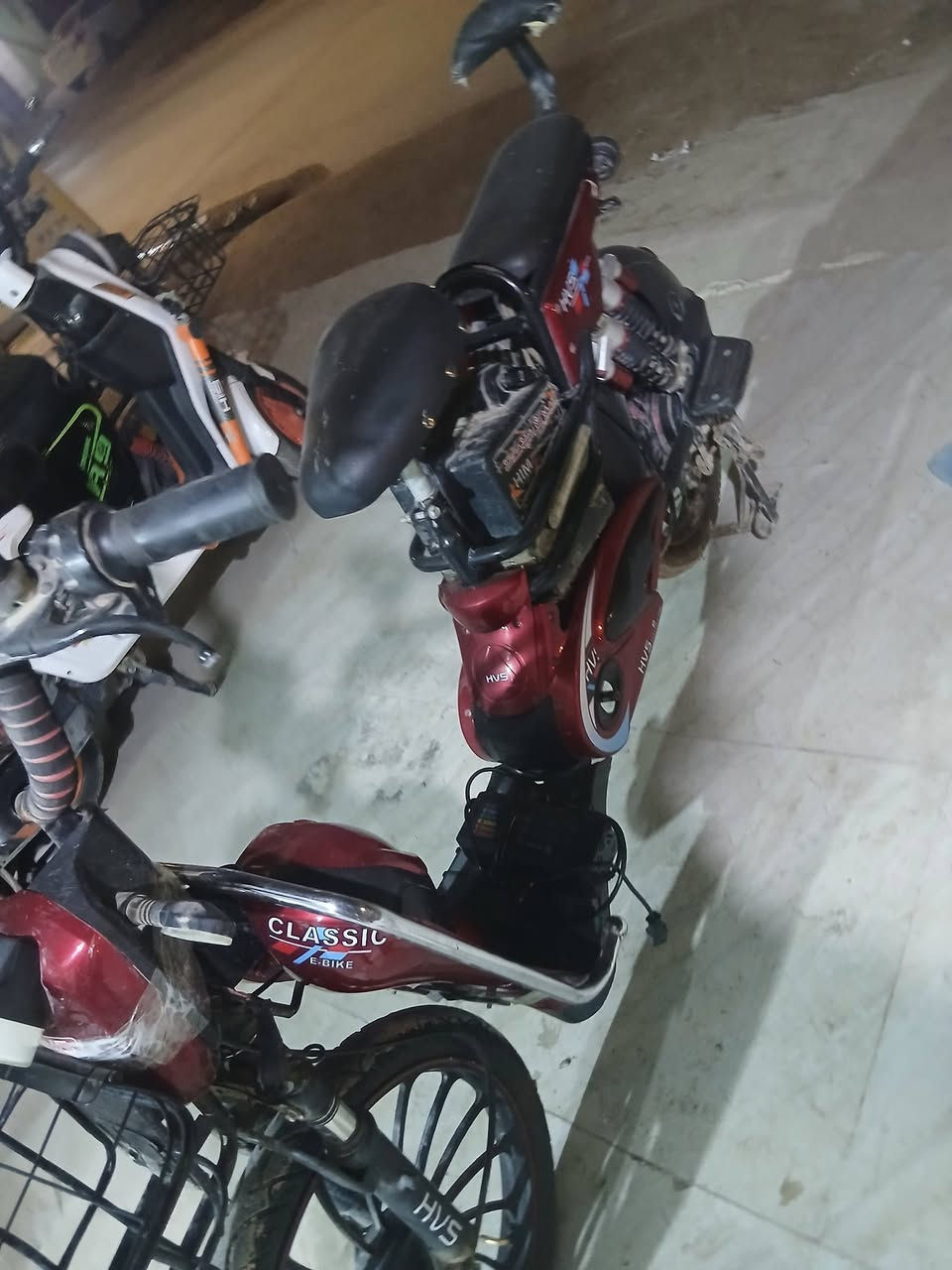 دراجة شحن للبيع بدون بطاريات ١٠٠ مكاني بعقوبة مدخل ***********
