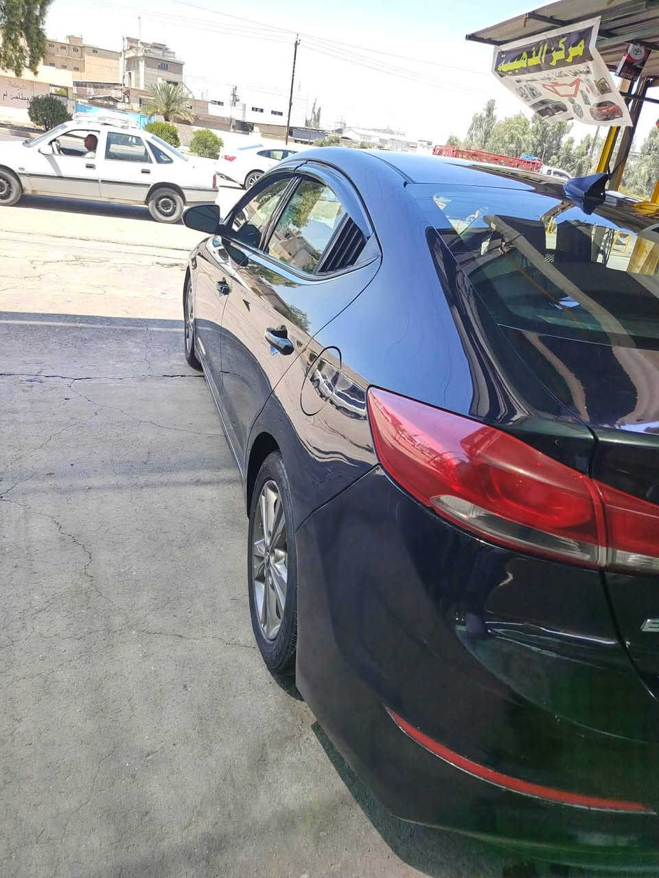 النترا امريكي  موديل 18 سعر 117
محرك 2000 دوش 💪
كير اوتوماتيك + عادي
تحكمات ستيرن
تثبيت سرعة
ويل كب
انظمة سرعة (ايكو + سرعة + نوراما) 
تبريد ثلج
هزة جديده وسنوية جديده ٢٠٣١
 ورقم جديد وكابون بانزين
غرامة 0
ماشيه 103
تحويل شرط
الضرر بوند مبدل بارد وبدون دواخل وبدون ايرباك
 كير وكهربائيات بشرط
السيارة رقم نينوى*********** ويوجد واتس اب الرجاء قبل الاتصال قرائة التفاصيل وبالخدمة وبالعافية عالياخذها 🌹
