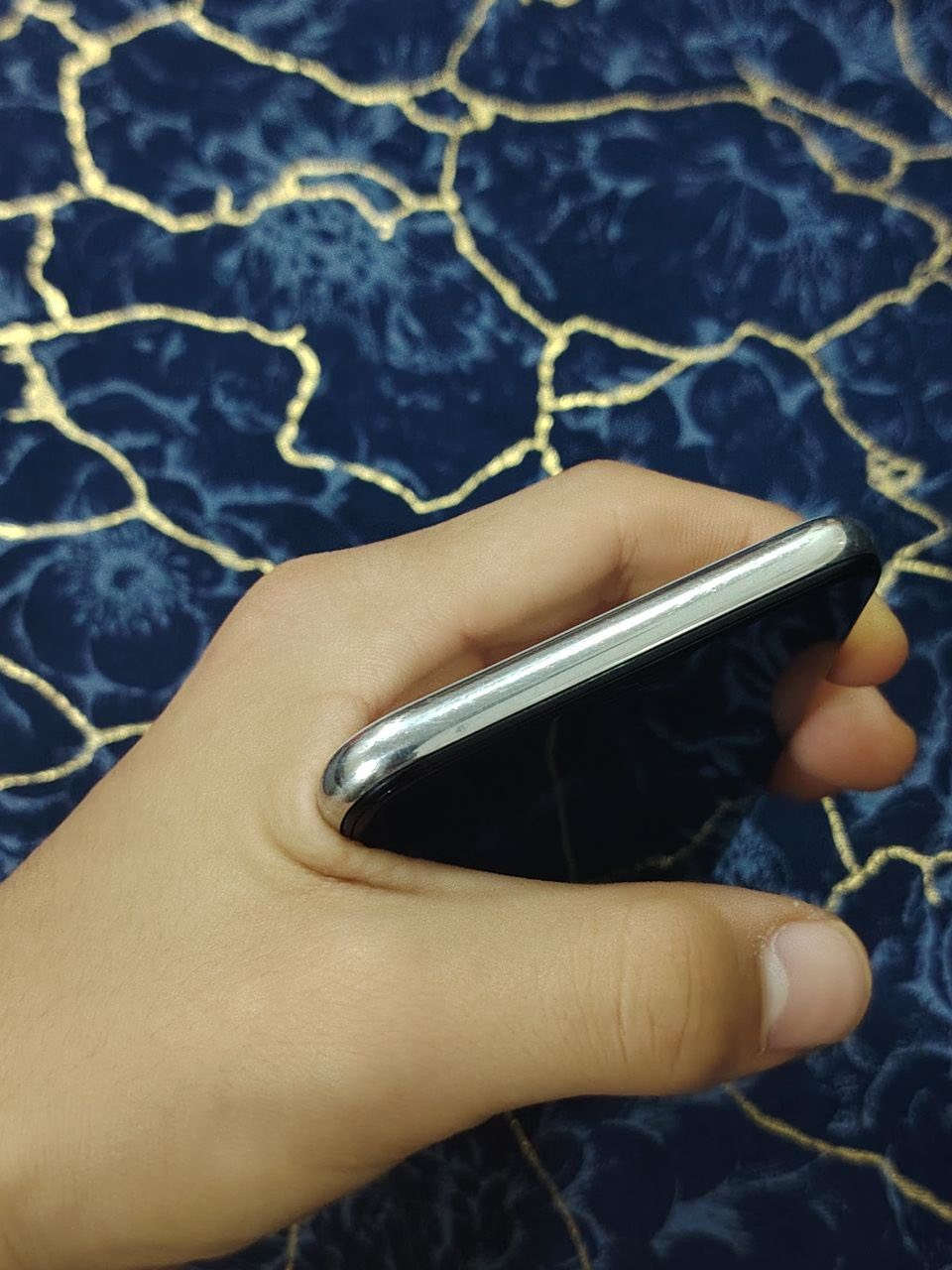 ايفون اكس عادي 
للبيع او مراوس ويا ايفون فقط 
ذاكره 64
بطارية 100 مبدلة اصلية 
شاشة اصلية 
فيس ايدي متوقف 
بس بي فطر بـ ظهر 
للبيع او مراوس ويا ايفون فقط 
سعر 180 وبي مجال او مراوس 
مكاني موصل الايسر … ال شراي يتفضل خاص …


**إذا كنت صاحب هذا الإعلان وتريد حذفه لأي سبب، رجاءا أرسل رسالة إلى الدعم الفني**