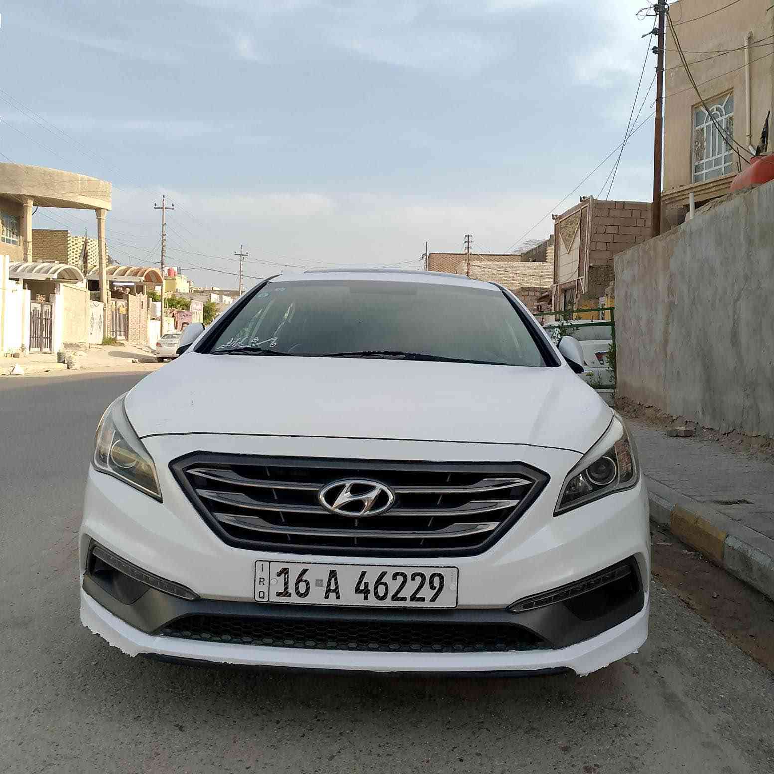 سوناتا 2017 امريكي
 حادثها الجاملغ الامامي الايمن والباب الوره السائق وبيها رشات ملاون بدون ظربة
مكينة 2400 gdi
ستوني فتحت الكوّر وشديت دبل گازگت الاصلي. يعني بأذن الله ماكو ادونز
تبريد ثلج 
حدادية امامية جديدة
تخم دسكات جدد 
بصمة
3انظمة قيادة
دبل گزوز
كشنات جلد. تدفئة بالكشنات 
فتحة 
شاشة بلادية. كامرة
صندوق ذكي
اشاير بالمري
السيارة ماشية 86الف ميل
رقمها قادسية مشروع وطني ***********..(السعر 115

بأسمي سنوية ل2029 النجف, العراق
