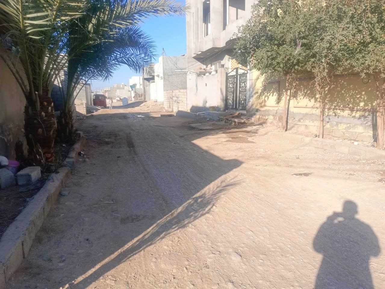 سلام عليكم البيت البيع مساحه 100مربع طابو زراعي سند 25بهرز حي شرطه سعر 37 ***********
