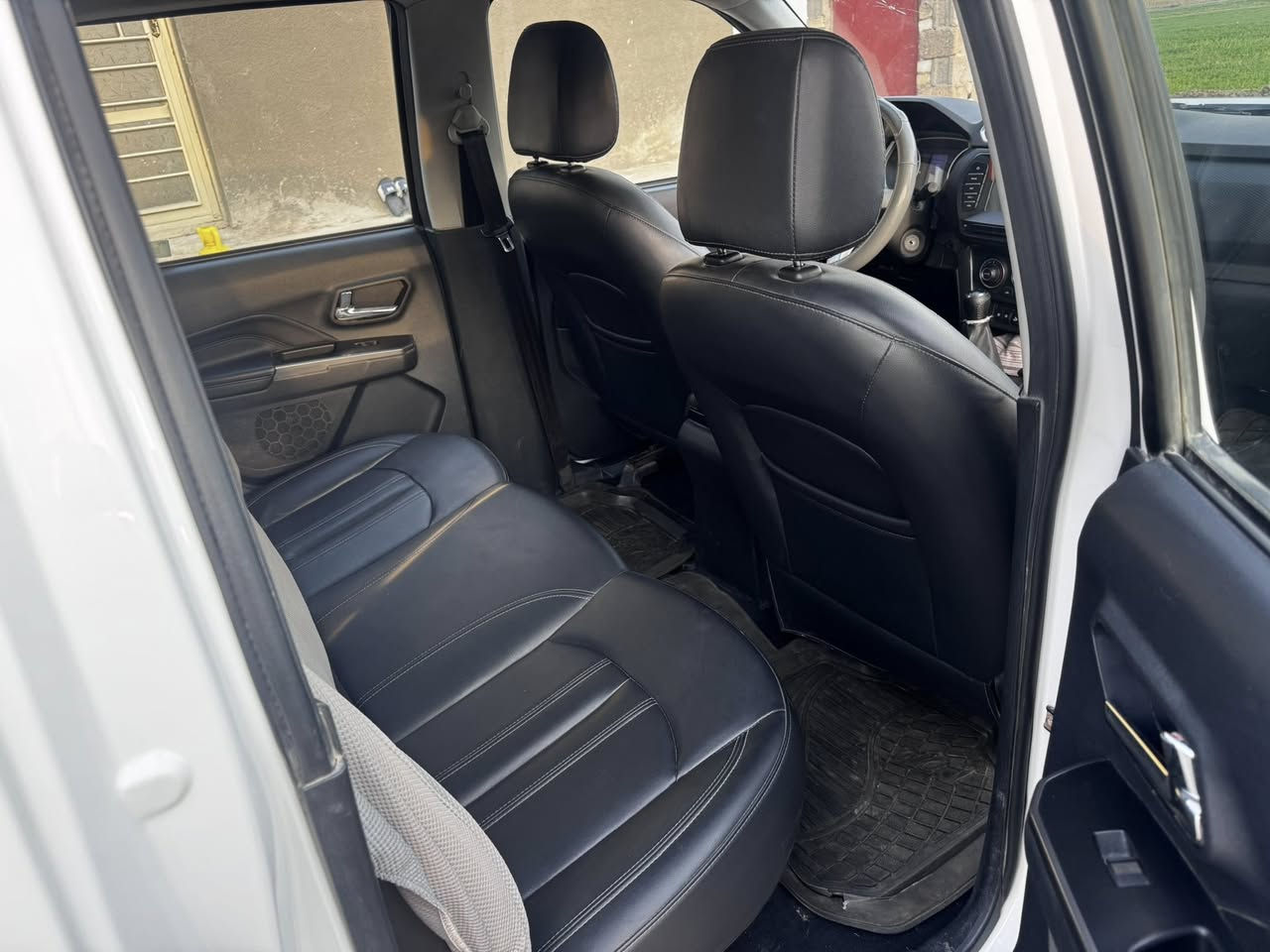 السلام عليكم ورحمة الله وبركاته
كريت وول موديل 2022 كفاله عامه عداد المسافه 80 الف
السياره نضيفه جداً 
للاستفسار التواصل مع الرقم
***********
مكلف بالنشر
