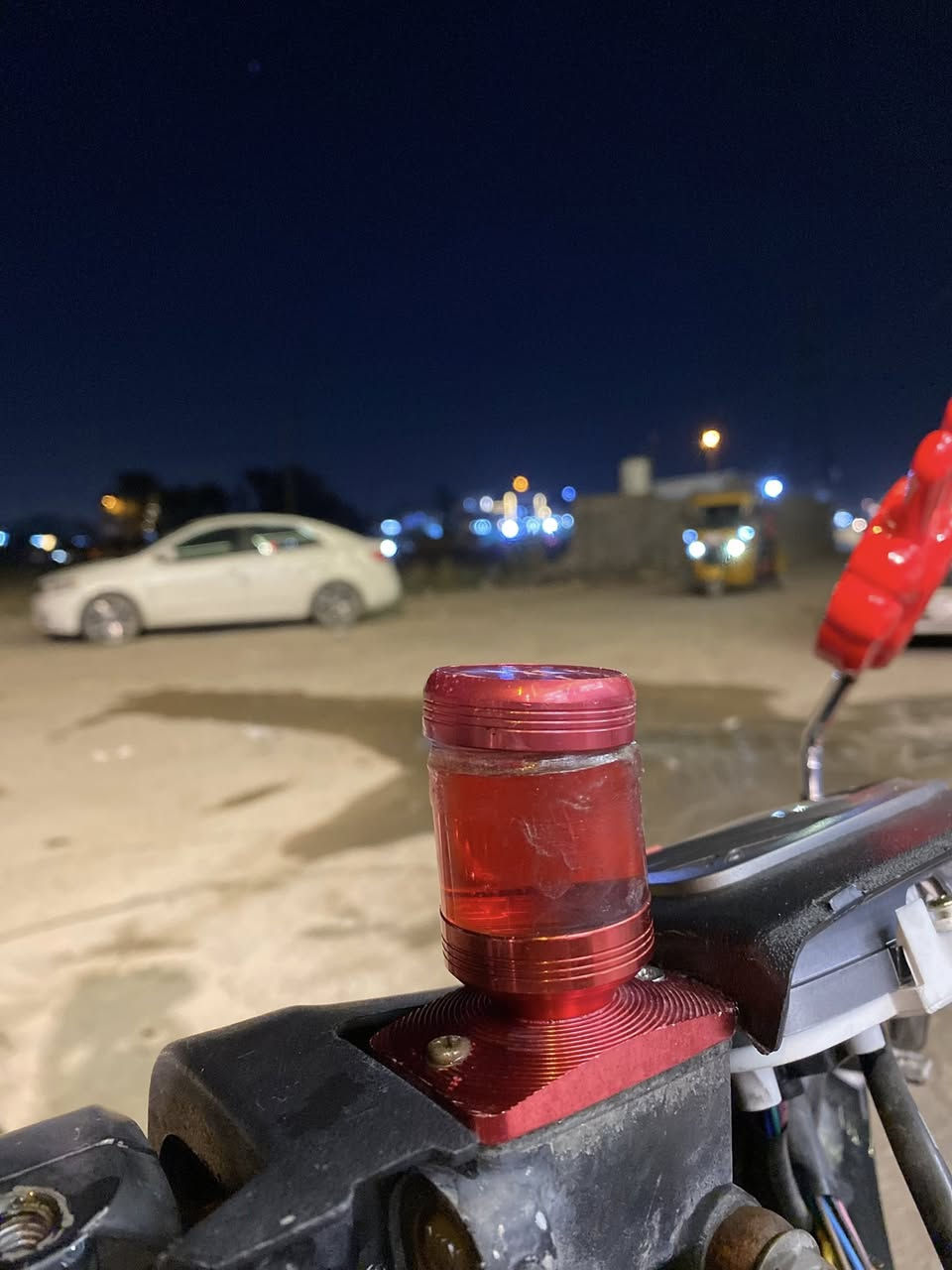 ماكس عدله للبيع ادراجه كلها امزوده 
1بوشه٥٥
2كلج رياضي
3قبق عنبار
4شيال راجع 12اصبع 
5دبل خلفي سبع ألوان
6 استاند صفح كرزي
7يدات كرزي
8تجوه+اسبايدر رياضي
ادراجه بيها تزويد كومه حته البراغي مال المكينه امزوده
                              اسعر خاص 
مكاني بغداد
واتساب ‭٠٧٨٧ ٩٠٥ ٠٢٥١‬
