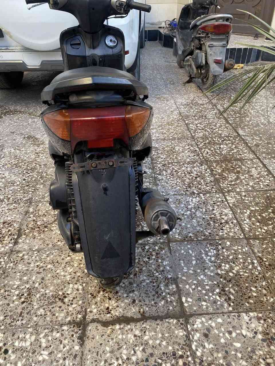 السلام عليكم 
دراجة للبيع 
شغالة كولشي ما بيهة 
نكرة سلف 
سعر 550 
هاتف *********** 
عنوان بغداد الجديدة
