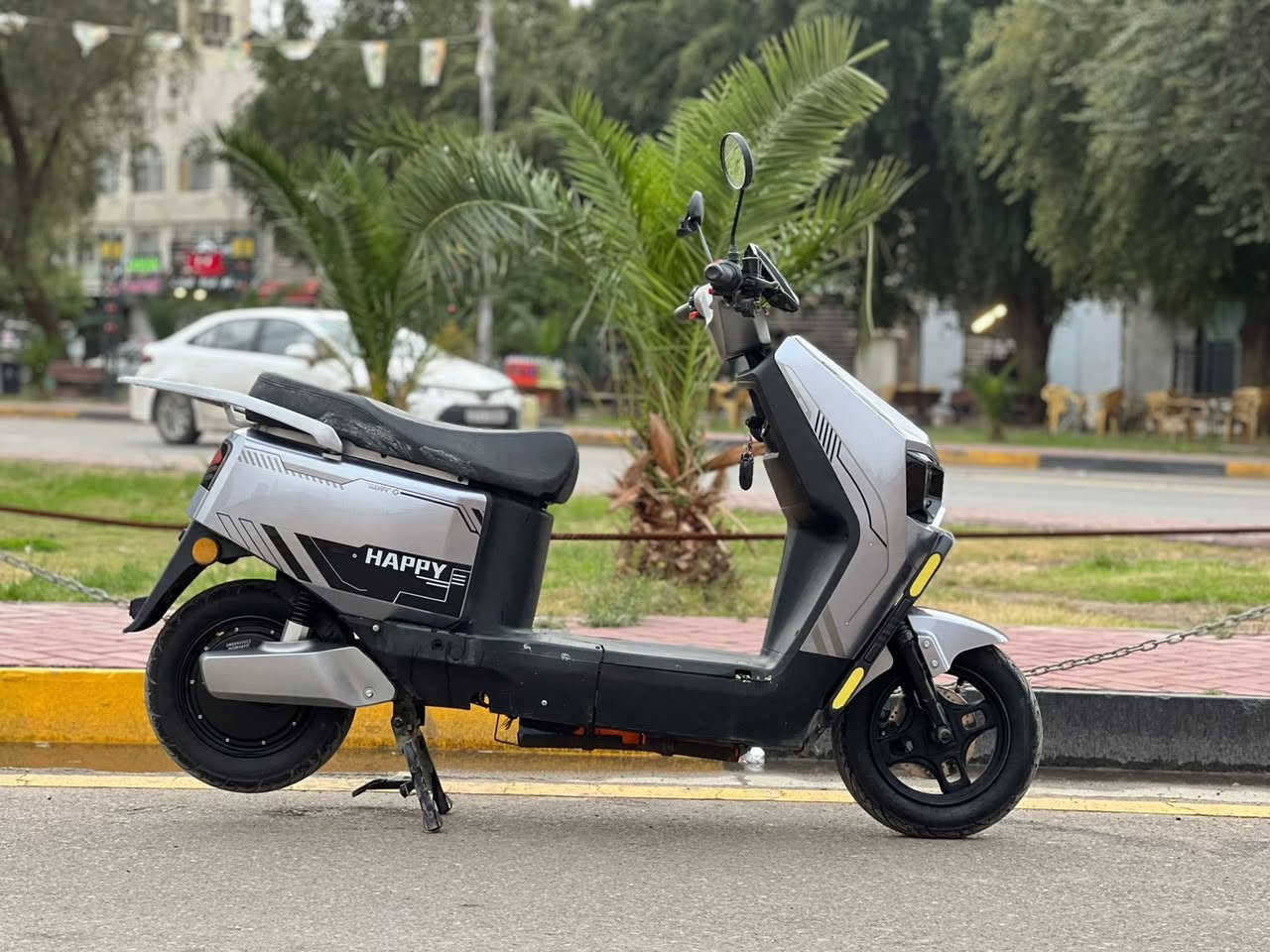 سلام عليكم شباب دراجه شحن البيع استخدام 25 يوم فقط لا غير  دراجه عالميه الله شاهد  كلها كامله مكمله كل تقص وعيب مابيها امانت الله  تجي مواصفات عالميه

الموديل2026 
النو ع سكنس  العالميه 
البطاريات 6 دبل
التحويلا ت1.2.3
السرعه60 حقيقي يعني 
تشغيل عن بعد 
جهاز انذار السرقه 
قفل ستيرن +قفل بصمه 
بصمات 2
سويجات 2
وصل شراء موجود 
لونها كلش مميز 
كشن سياحي  VIb
دبل اشاره 
نضام ABS
نضام USB
نضام R رجوع الخلف
طارات جبلي 
بريكات دسكات دهن 
أطارت جوبلس 
لدات اماميه وخلفيه 
اسطابً لايت 
شاحنه ذات شحن سريع ويقاف ذاتي 
اشاير رباعيه 

اي استفسار اتصال 

***********

مكاني بغداد
