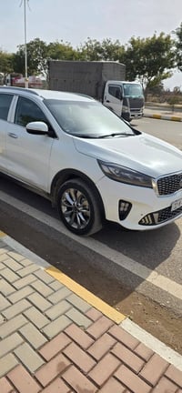 سورنتو ٢٠٢٠ • ٧ راكب • خليجي كويتي