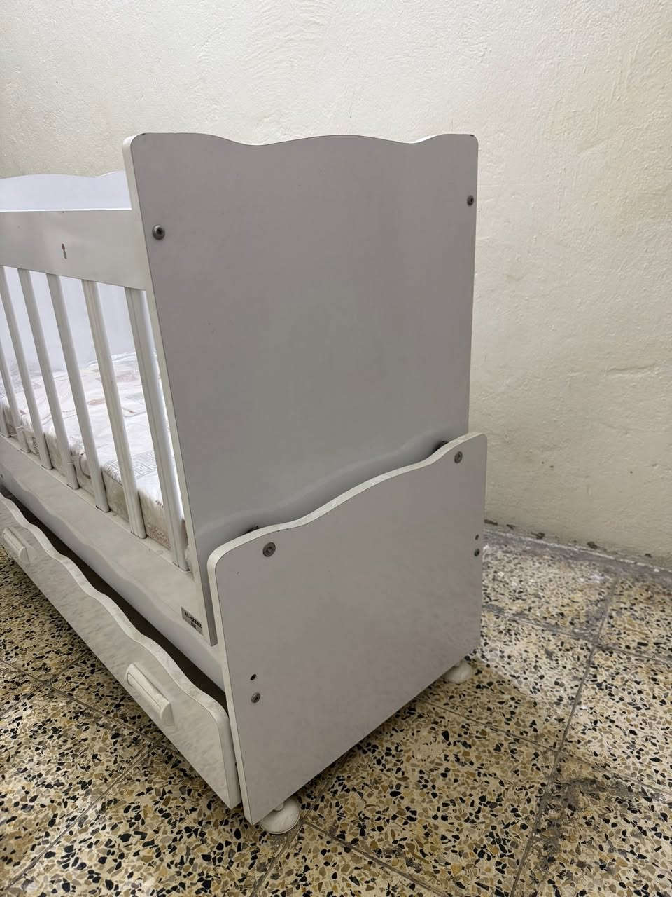 اسلام عليكم ورحمت الله وبركاتو جربايه كاروك للبيع مستخدمه شي قليل نضافه 100/100 الاستفسار اكثر الاتصال عل رقم ***********
