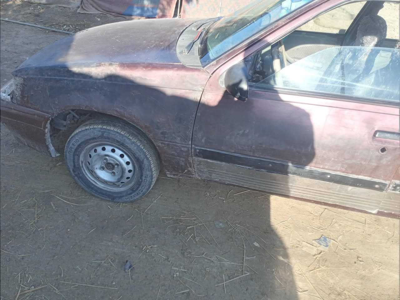 سلام عليكم  سيارة دايو لمنس للبيع موديل 92 سنويه نافذة كير خير من الله نضيف بس محرك بي تبخير وصرف يعني يرادله رنكات  صدر تعبان  تايرات نضيفه
سيارة  شغاله يعني مو طافيه بس بيها تبخير اروح واجي للفلوجه بيها   
كير عادي  كشرها زين بي خياسات من جوة 
كهربائيات شغاله نواقص بسيطه رقم الماني وراعيها موجود سنويه كارتونيه نافذة 
ماعليها لا غرامات ولا سرقات وراعيها موجود شوكت تيد يحول  
السعر 10 ورقه  المكان الفلوجه النساف البعلوان 
 ورجا لا احد  يجي  ويعامل ويروح شراي اتصل مو شراي الله وياك 
رقم ***********
