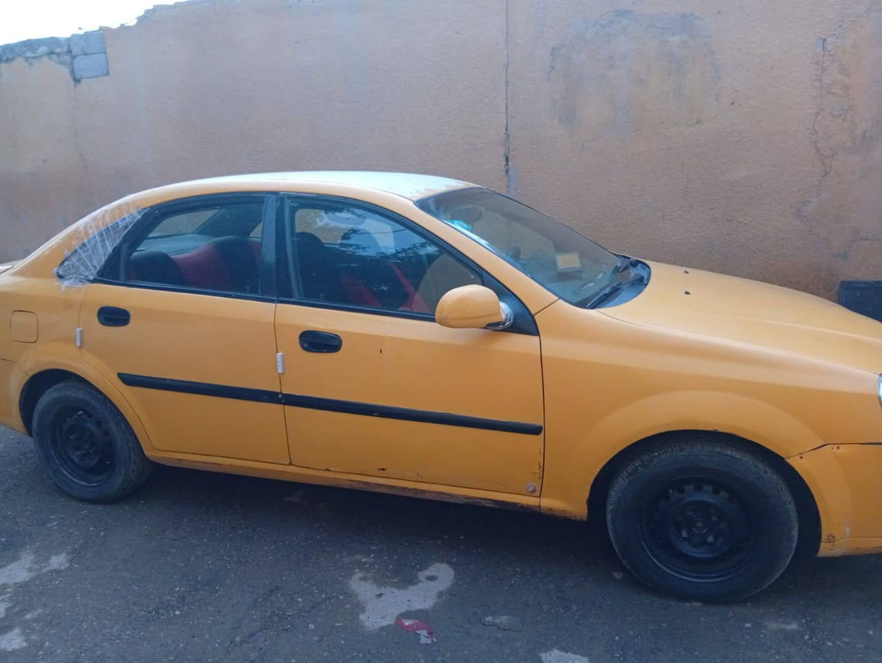 السلام عليكم اوبتره موديل 2004   كير  عادي مكينه وكير خير من الله بيها تلحيضات مثل مابين بل صور رقم بغداد ألماني سنويه 27 تاريخ نفاذ  وعليها غرامه 100الف والخط وبحث سنه ونص بل تحويل تصفر   وبيها خياسات بل بيبان  فقط مكان السيارة بغداد المدائن السعر المطلوب 45ورقه وبيها مجال رقم الهاتف ***********
