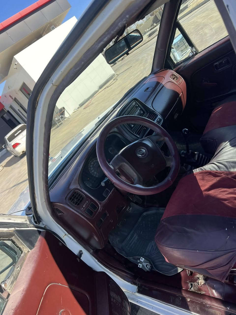 بەناوی خوا نیسان ساخ ٢٠٠٥کراوەتە٢٠٠٦ کامل  بۆیاخە لەسەر ساخی    هەمووگیانی بەشەرت دیناریی مەسرەف نیە سحری ٨٠محا مەلا    شوین ڕانیە ***********.  ***********
