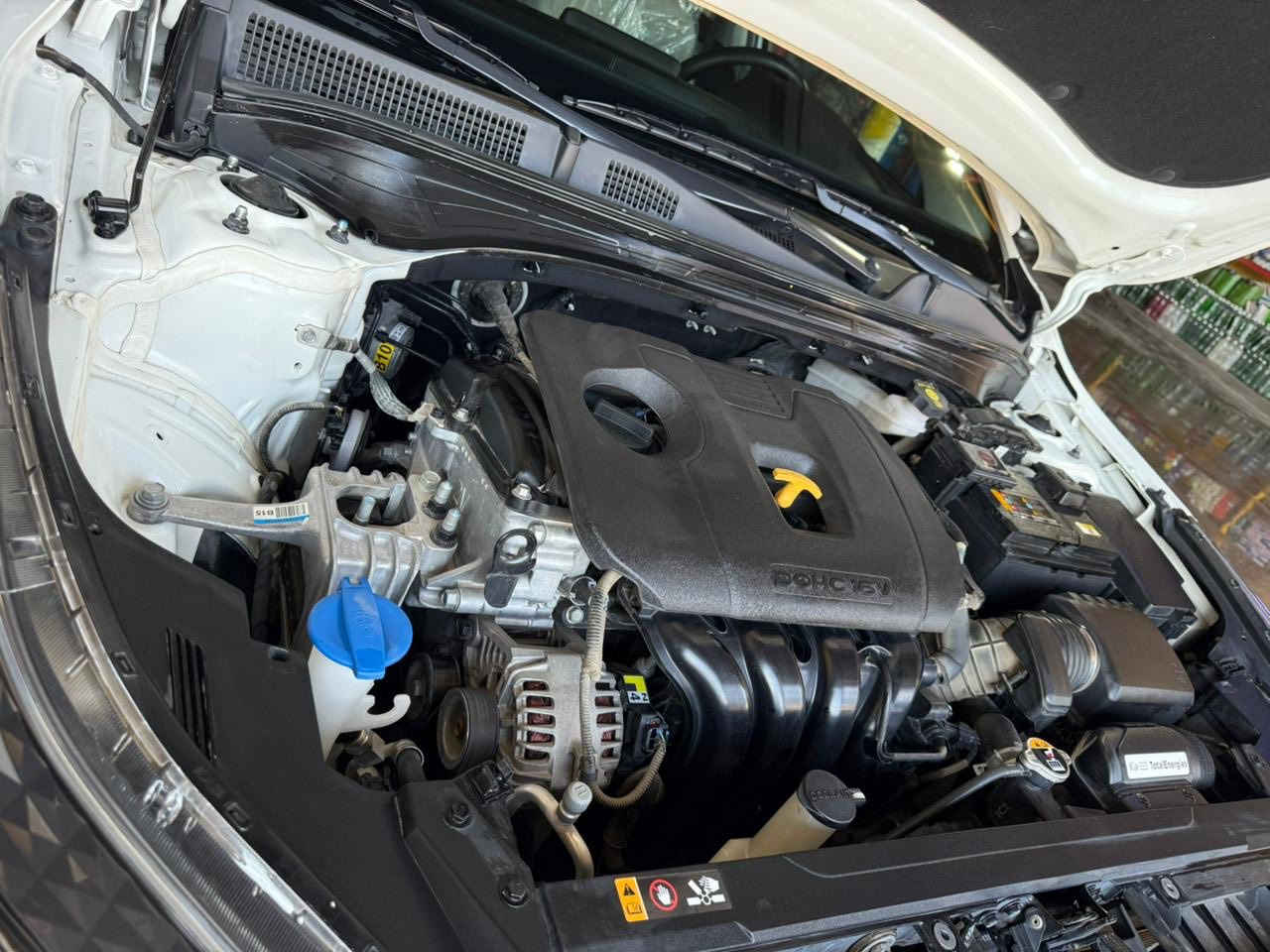 السلام عليكم 
سيراتو مديل 24 السياره مواصفات عاديه 
مكينه 2000
السياره ماشيه 28 الف 
السياره كفاله عامه معده بارد باب الصدر 
والباقي كفاله عامه 
الاستفسار الاتصال عل الرقم ***********
مكلف بنشر
السعر 176 وبيه مجال
