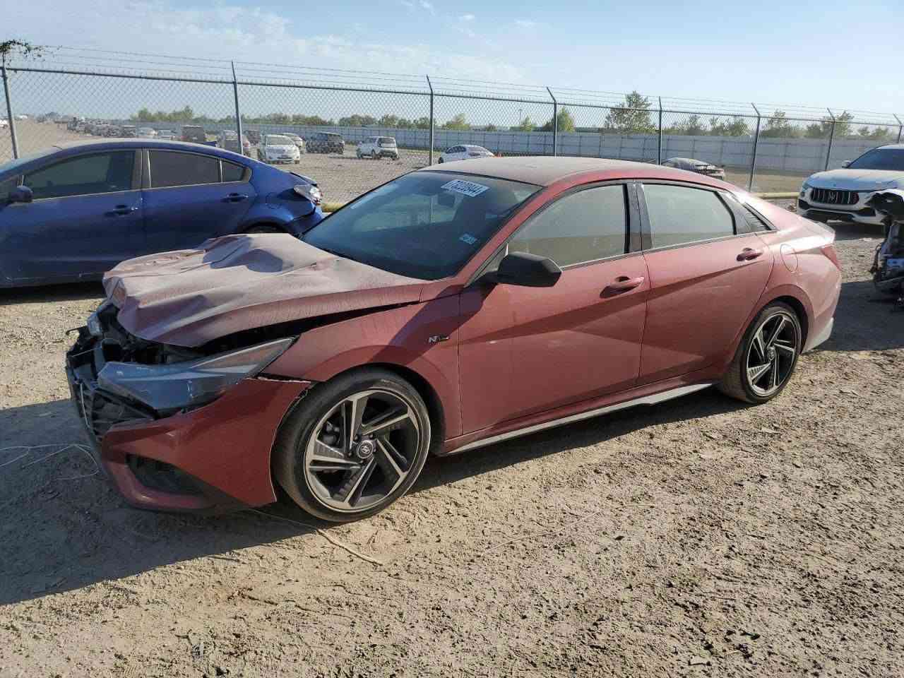 السلام عليكم
2023 HYUNDAI Elantra  N line🇺🇸🔥‼️
(هونداي النترا ان لاين) 
المواصفات فول ١/١  (N line )🔥‼️

مكينة تيربو رياضي ✈️
بدون دوانز السياره 🤍
 (كير اوتوماتيك (دبل كلج الماني (DCT)
سلايد روف (فتحة سقف )
شفتات ستيرن رياضي ➕ ➖🔥
مود السرعة في الدشبول نظام الانطلاق🔥
بصمة تشغيل مع بصمة ابواب 
تشغيل عن بعد 
شاحن لاسلكي 🔥
كذالك شحن الذكي
صندوق ذكي بصمة فتج تلقائي عند الاقتراب
                                               🔥الكشنات تحكم كهرباء
                                                         🔥تدفئة كشنات 
                         🔥كشنات حضن جلد ومخمل ومطرز N 
                   🚩بطاين ابواب كلها مطرزة خيط احمر مميز
                                     بصمات N  على الكير والستيرن 
دوسات جانبية رياضي شركة 🏁
لايت لد مميز بلادي
بك لايت لد متصل  مميز 
رادار امامي تحديد المسار  
رادارات جانبية النقطة العمياء  
حساسات خلفية للتنبية  والتوقف الذاتي عند الرجوع 
نظام القيادة الذكية لمسافات محدودة مع السيارة الامامية
نظام الوقوف الذاتي عند الاقتراب من مركبة 
كامرة خلفية HD تعمل من اتجاهين مختلفين
اضواء ترحيب عند الاقتراب
كروز تثبيت السرعة
نظام تحديد المسار
قيادة ثلاث وضعيات (نورمل + سمارت + سبورت) كذالك تيربو
فول تحكم جهتين استيرن 
شاشة اعطال واشارة ترحيب
مانع انزلاق نظام تركشن
تبريد شاشه منفصل
ويل رياضي  18 مميز 
شاشة لعرض العطلات وقياس ضغط الاطارات ولضبط اعدادات السيارة 
شاشة كبيره متصلة تدعم نظام الابل كار بلي والاندرويد اوتو بدون كيبل
8 انج + GPS+ بوصله + كامره خلفية دواره
سياره بيه برد لجام كذالك تغليف الارظيه وصندوق وكذالك عليه سستم التغليف المري ولحيه اماميه وخلفيه وجوانب وبيبان وجام  

حادثها بنيد فقط حتى دعاميه ممبدله والدواخل مكفوله✅
وبيها طخه خفيفه كلش جاملغ خلفي عكس السايق

السيارة ماشية 63 الف قابل للزياده
السيارة بأسمي ثاني يوم تحويل 

مكان السياره ناصريه *********** ترهم مراوس حسب القناعه بسياره اقل
