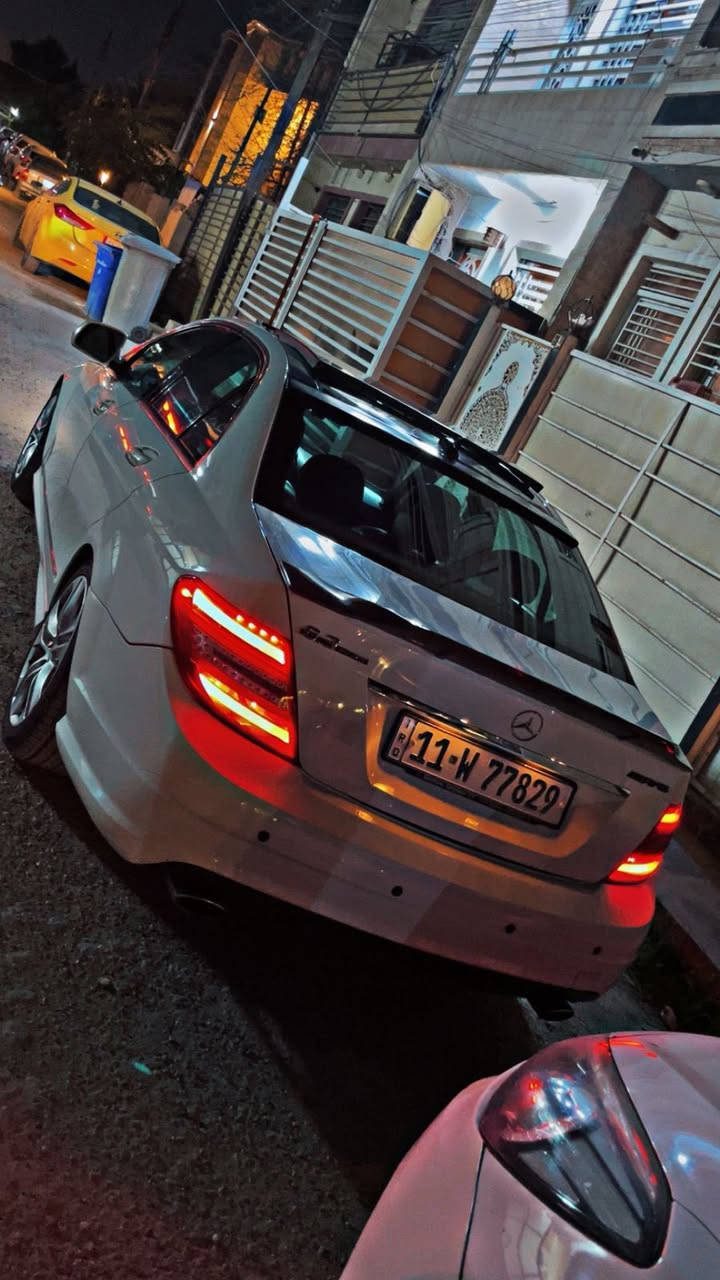 السلام عليكم .
للبيع 
 Amg. Mercedes-Benz c300 كت دعاميات 
محرك المرغوب عقل فوك تويل 
مضروبه نانو بولش درجه اوله 
موديل2008
تفاصيل👇🏼👇🏼
1_ بصمة⁩ تشغيل  
2_محرك 6 سلندر 
3_تبريد قطعتين  ⁦❄️⁩
4_كروز سرعة🔒 
5_مراية داخلية+جانبة عاكسة ⁦🔍
6_تحكم ستيرن كهرباء⁦⚔️
7_ شاشة   🖥⁩ بلوتوث يوتيوب قلاب 
8_فتحة سقف جام بنورما 
9_مري شفط 
10_كشنات كهرباء+ خزن ذاكرة  ✨⁩
11_ لدات الداخلية متغير  47
12_ انارة ترحيب💡 ⁩
13_شاشة اعطال💬
14_ برده خلفيه
15_نقاط عمياء 
16_ سستم صوت harmen kardon+ دمام خلفي 
18_ويل17  ⚔️⁩ AMG
19_صدر امامي خلفي جديد ⁦🛠️⁩
22_كشنات هيتر 
23_تدفئة 
24_+ كاميرا
25_تبريد خلفي 
26ثلاجه 
27تحكم ستيران
28_انظمة قيادة 2
30_ كشن اسود جلد 
31بك لايت لد 
32كشن خلفي قلاب 
33لون ابيض 
34داخل اسود 
35لايت عدسه زنون علي ناصي 
36 صندوك كهرباء 
37 سبايدر رياضي 
…………………………….السياره رقم بغداد جديد 11هزه جديده 
تحويل ثاني 
السعر130
مكان السياره بغداد كرخ 
للتصال***********
