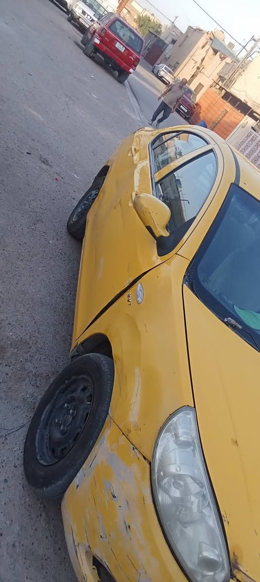 للبيع سياره صيني مكينه وكير كورله السعر 15ورقه مكاني بغداد ***********
