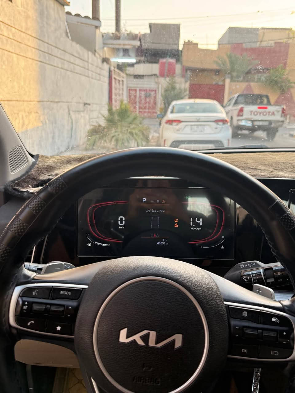 سبورتج موديل 24 خليجي 
السياره مكفوله مال موضفه بيها ملاحضات بسيطه بعد سياقه مره 
ماشيه 46 الف كيلو 
السياره ب اسم الوالده 
السياره نص فول مواصفات معروفه 

تشغيل عن بعد 
دخول ذكي 
تحكم بالجام عن بعد 
كشن كهربائي 
تدفئه بالكشنات والستيرن 
تبريد خلفي 
مري كهرباء واشاير 
لد نهاري 
بصمة تشغيل ودخول 
سايد بريك كهربائي 

رقم بصره و مكانها بصره 
السياره جاهزه ما تاقصة شي 
مكينه گير تبريد باتري حداديه تايره كله وكاله و ‏؏‏ وضع الشركه 
السعر 227 وبيها مجال 
***********
غير متوفر ‏؏‏ الفيس Singapore
