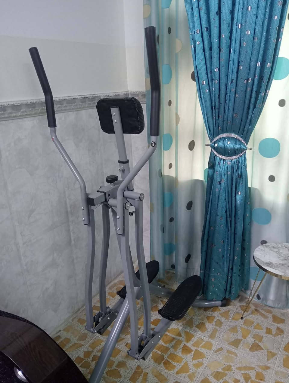 ميزا طعام 250 جهاز رياضي 150 بمجال بسيط


**إذا كنت صاحب هذا الإعلان وتريد حذفه لأي سبب، رجاءا أرسل رسالة إلى الدعم الفني**