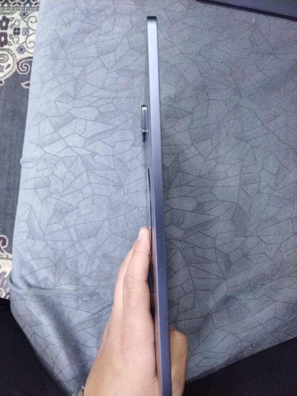 📱 للبيع Xiaomi Pad 7
🔹 الذاكرة: 256GB
🔹 الرام: 8GB
🔹 البطارية: 99% 🔋 (شبه جديد جداً)
🔹 الحالة: نظيف جداً وخالي من الأعطال
🔹 الملحقات: الشاحن الأصلي + الكارتون
جهاز سريع وقوي جداً، مناسب للدراسة، الألعاب، والمشاهدة 👌
💰 السعر: 540,000 دينار عراقي (قابل للتفاوض للجادين فقط)
📍 الموقع: بغداد حي العدل شارع الاسواق المركزيه 
📞 الاتصال: ***********
