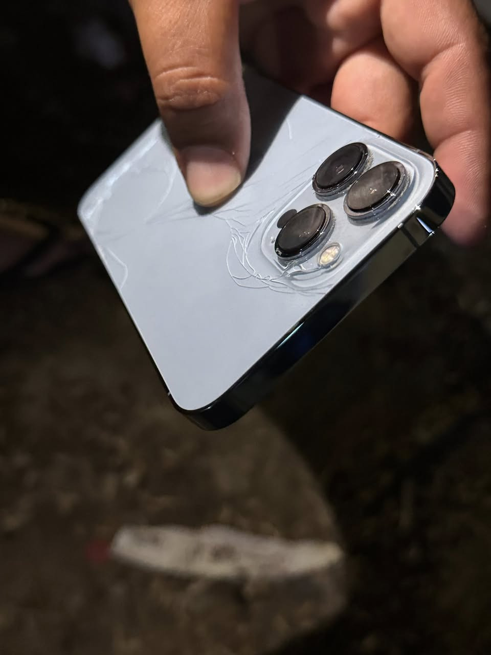 بيع فقط بدون مراوس❤️
13 برو ماكس امريكي
ذاكره 512 
بطاريه 90  بلاديه نضافه 100/100
لجهاز مكفول كفاله عامه فقط لضهر مكسور 
سعره :  750 الف وبي مجال
مكاني بغداد الشالجية 
***********
